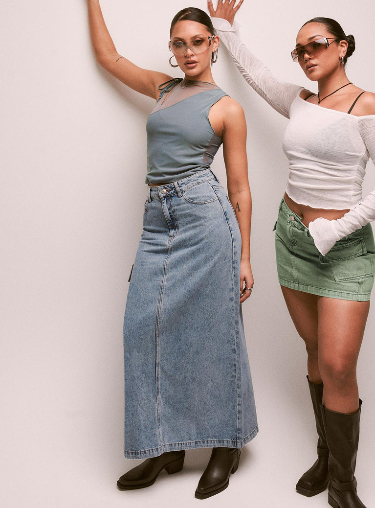   side view of model wearing Princess Polly McGuane Denim Midi Skirt Petite Maxi 