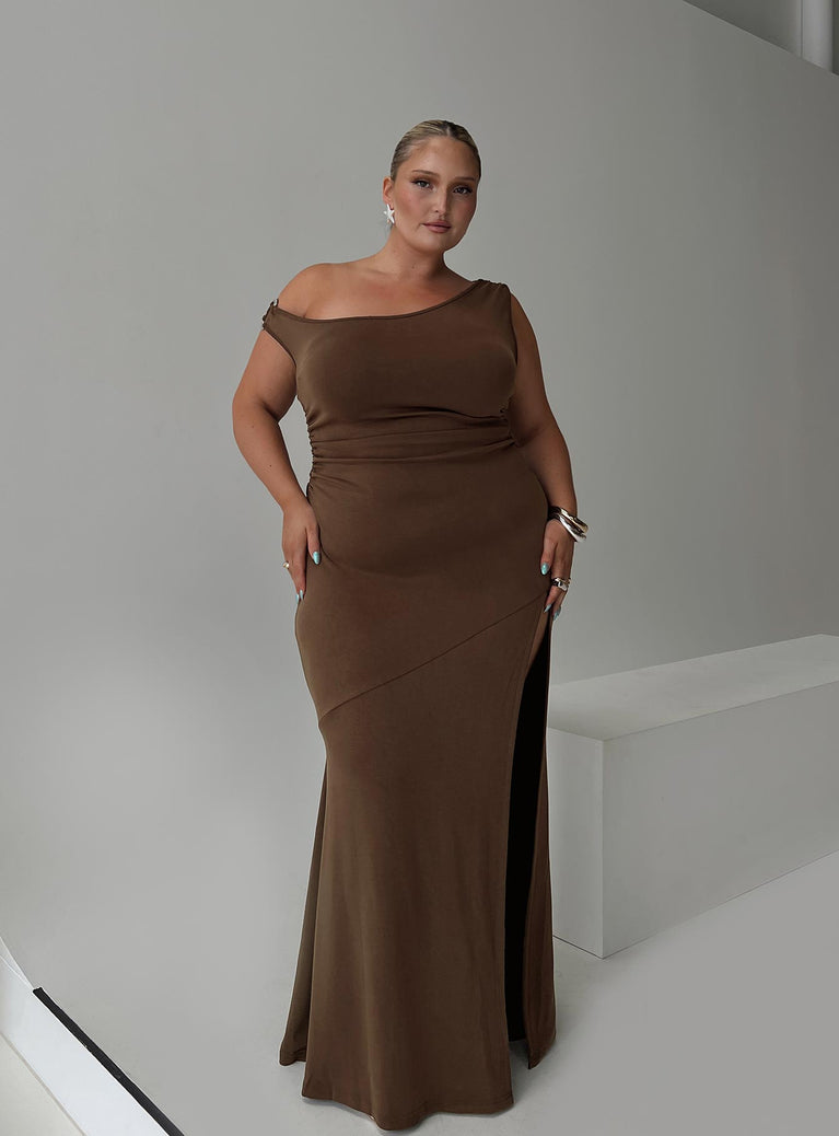 side view of model wearing Princess Polly Rios One Shoulder Maxi Dress Brown Curve Asymmetric Neckline 