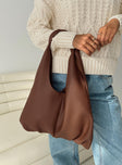 Zenia Shoulder Bag Brown