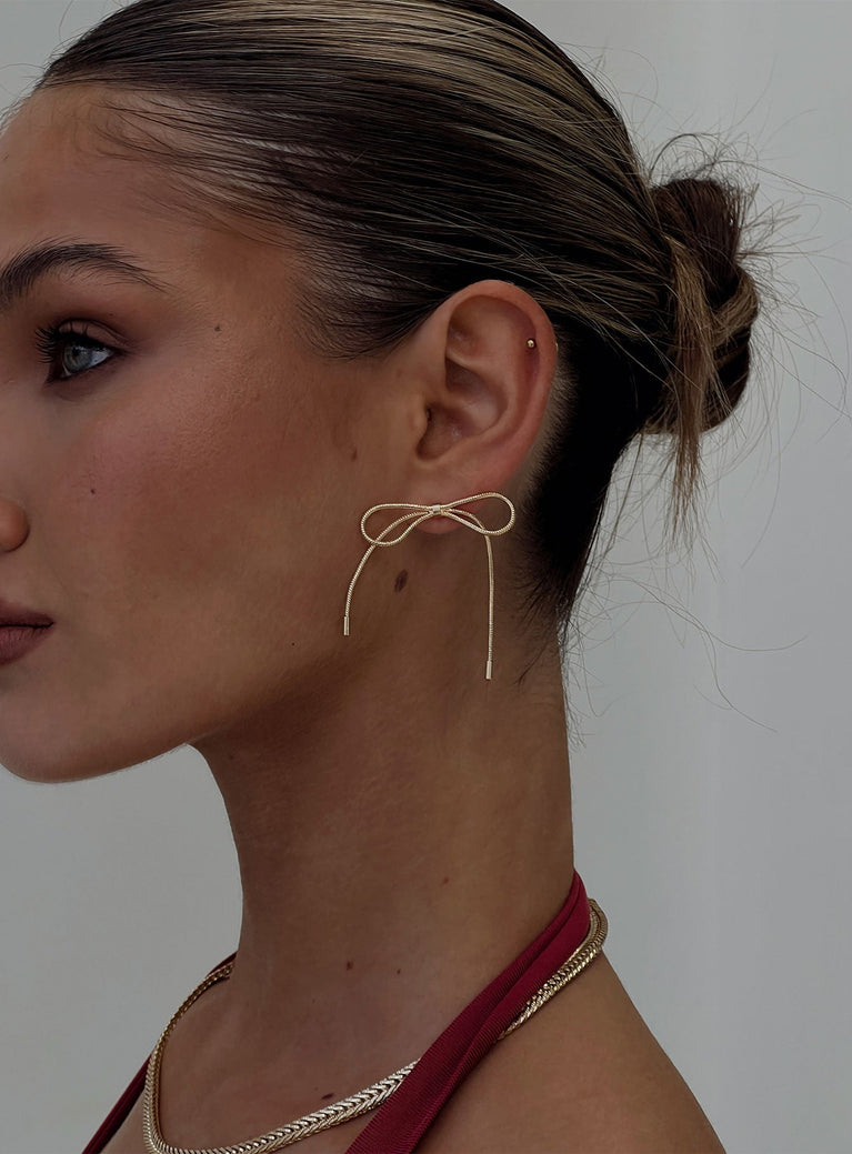 Finnian Earrings Gold