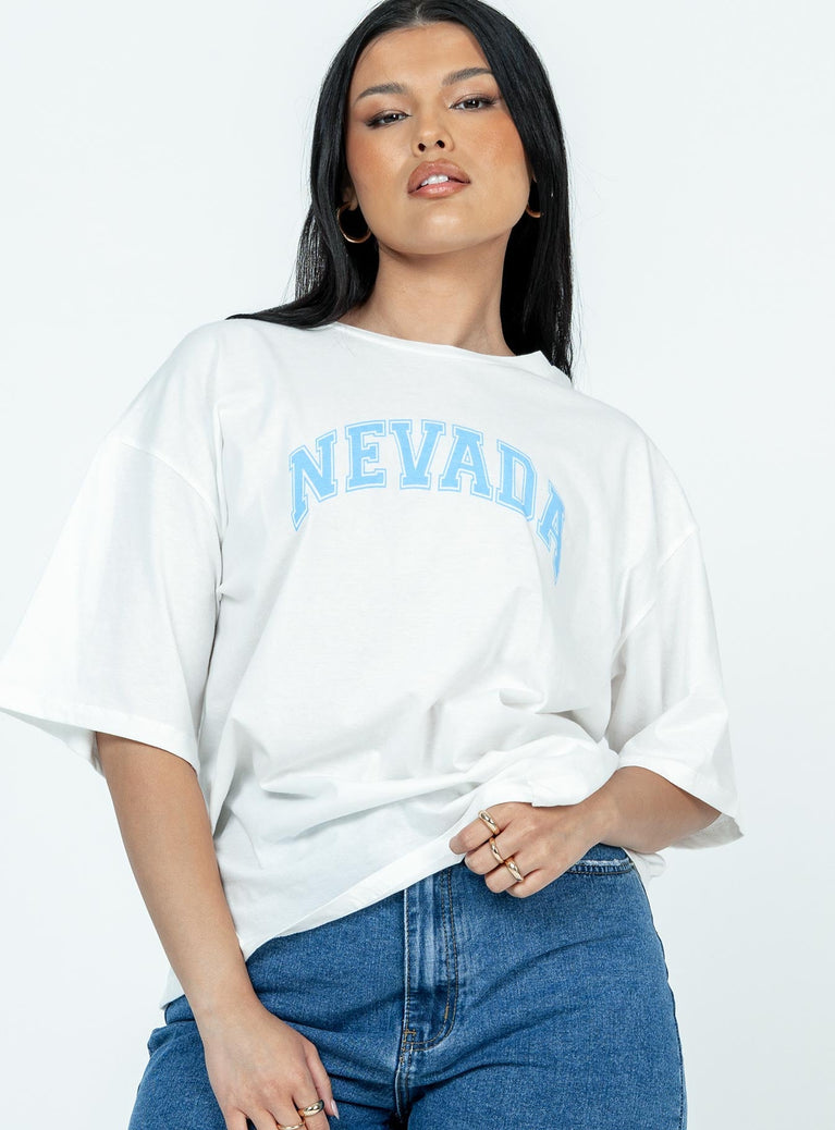 Front view of model wearing  front Princess Polly Half Sleeves Crew Neck  Nevada Graphic Tee White