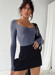 side view of model wearing Princess Polly Mallard Bodysuit Grey Full Sleeves Scoop Neck 