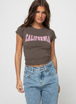 Front view of model wearing  front Princess Polly Short Sleeves Square Neck  Destination California Tee Charcoal