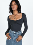 side view of model wearing Princess Polly Calissa Long Sleeve Bodysuit Black Full Sleeves V-Neck 