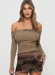 Sandi Off The Shoulder Top Beige