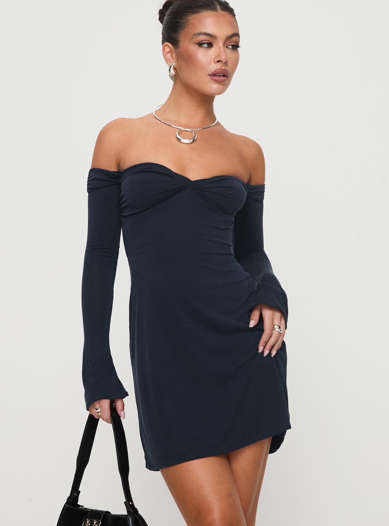 Shop Formal Dress - Suizie Off The Shoulder Mini Dress Navy fourth image