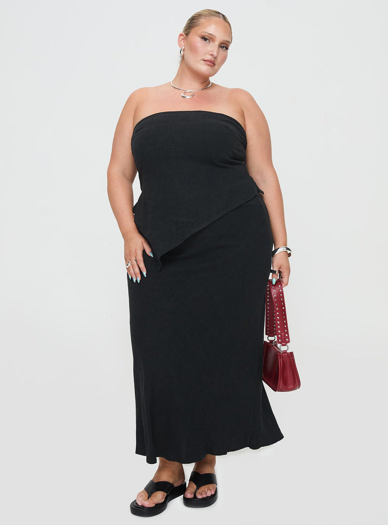   front view of model wearing Princess Polly Ermias Linen Blend Midi Skirt Black Curve Maxi 