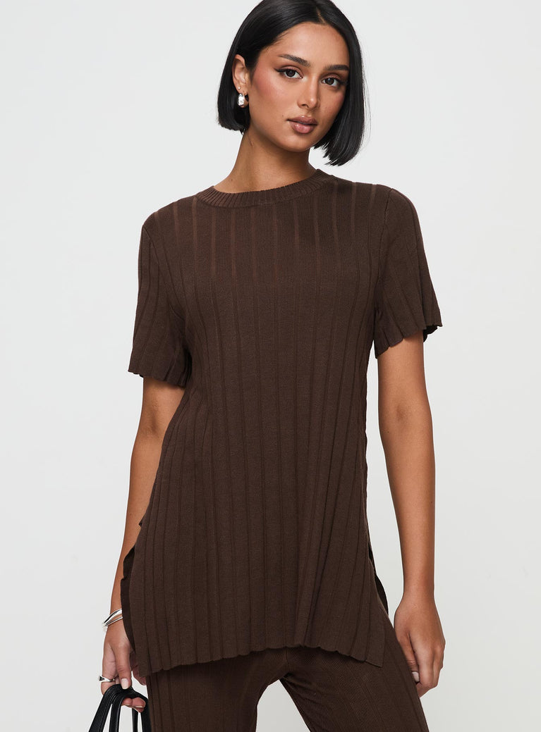 Niah Ribbed Top Chocolate