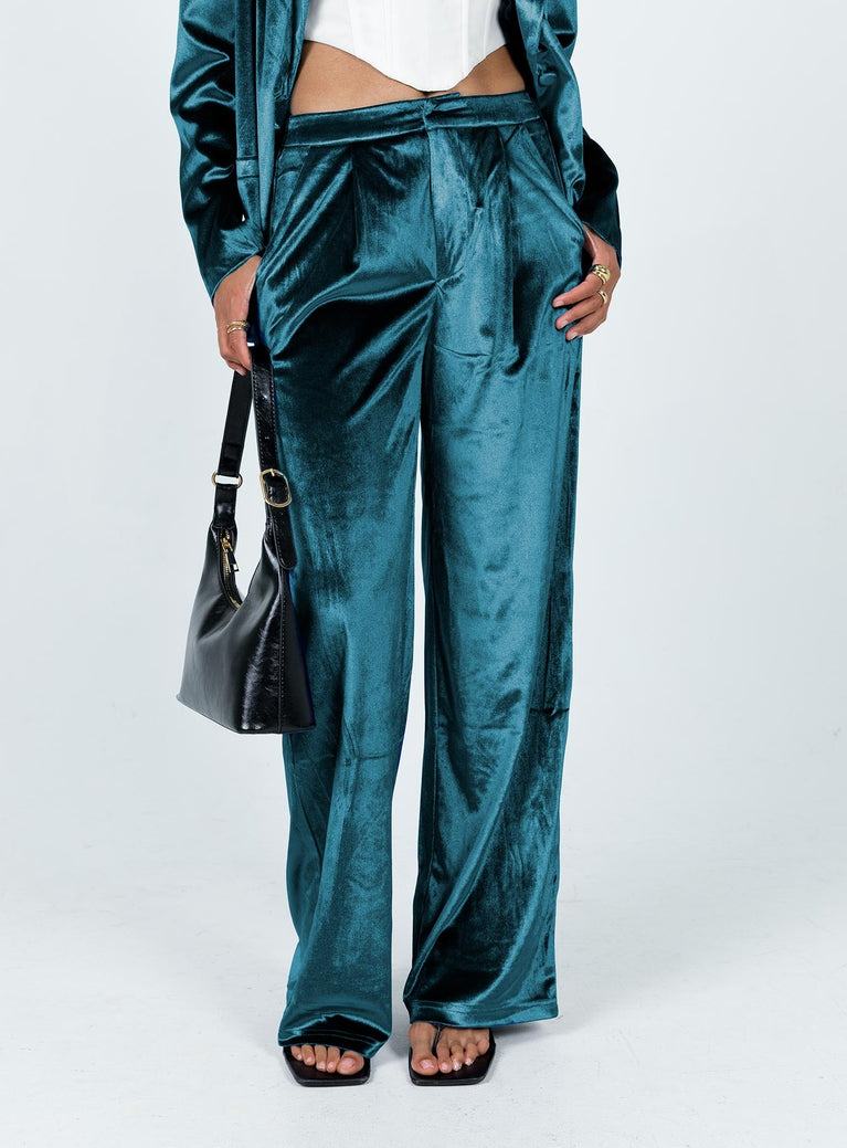 Front view of model wearing  front Princess Polly  Lagoona Velvet Pants Blue