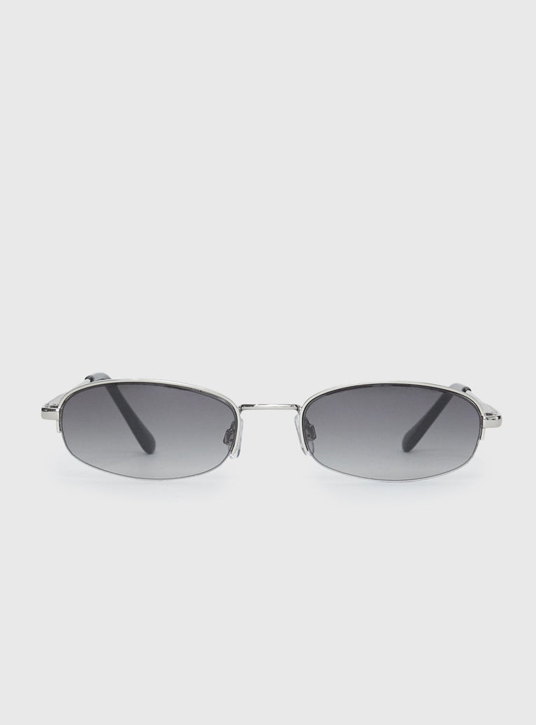 Fever Pitch Sunglasses Smoke / Silver