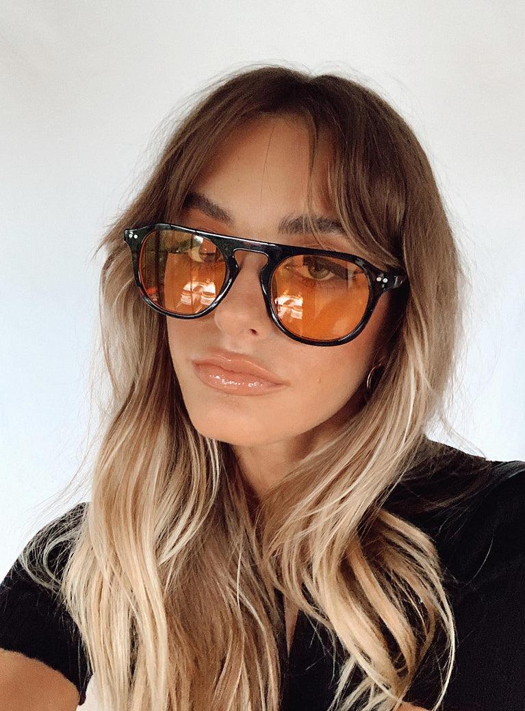 Matilda Sunglasses Black / Orange