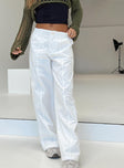 Front view of model wearing  front Princess Polly Low Rise Pants  Moxam Low Rise Utility Cargo Pants White