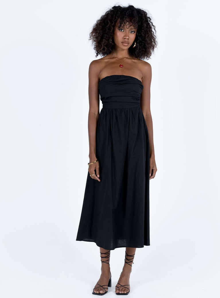 Front view of model wearing  front Princess Polly Crew Neck  Barina Maxi Dress Black