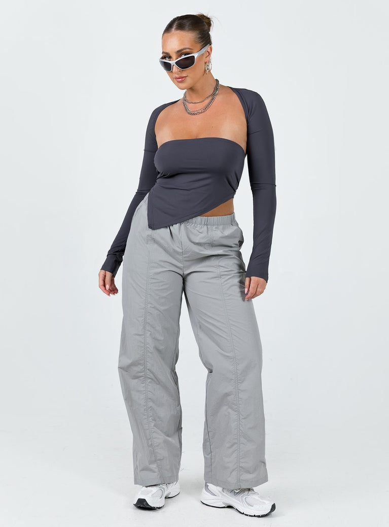 Front view of model wearing  front Princess Polly High Waisted Pants  Kosta Parachute Pants Grey