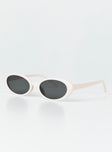 Sunglasses Slim arms & frame Moulded nose bridge Smoke tinted lens