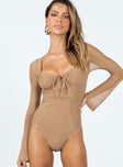 front view of model wearing Princess Polly Jacob Long Sleeve Bodysuit Brown Full Sleeves Sweetheart 