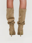 Billini Jamiyah Boots Sand Faux Suede