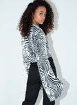 back view of model wearing Princess Polly Larry Crop Shirt Zebra 