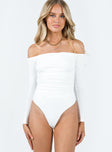 front view of model wearing Princess Polly Sivero Bodysuit White Full Sleeves straight 