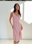 Front view of model wearing  front Princess Polly Sweetheart Neckline  Georgia Midi Dress Pink Floral