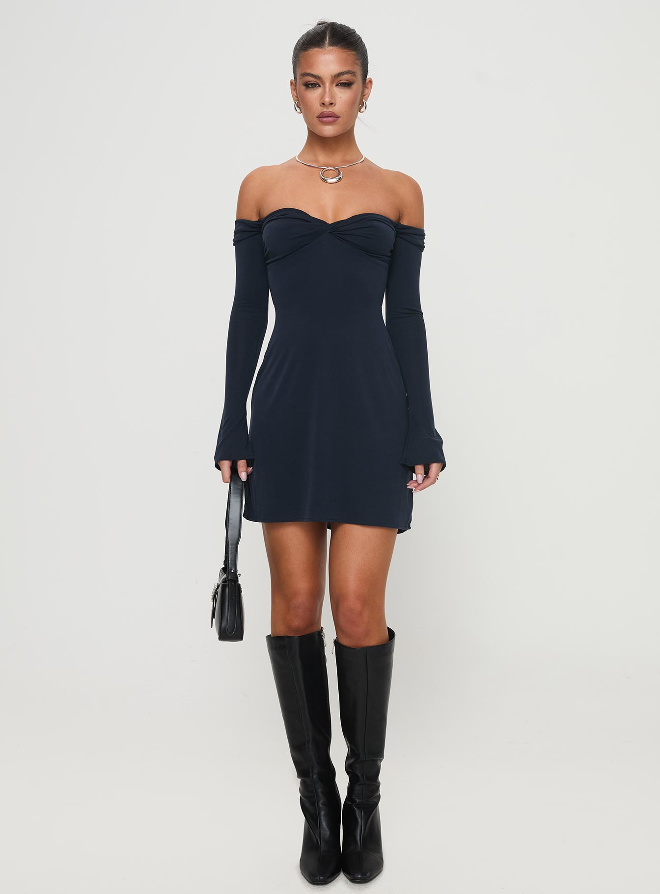 Shop Formal Dress - Suizie Off The Shoulder Mini Dress Navy third image