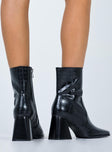 Michelle Boots Black