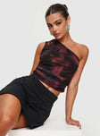 side view of model wearing Princess Polly Annem One Shoulder Top Black / Red Sleeveless Asymmetric Neckline 