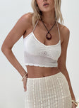 Crop top Slim fitting, halter neck tie fastening, v-neckline, pinched detail at bust