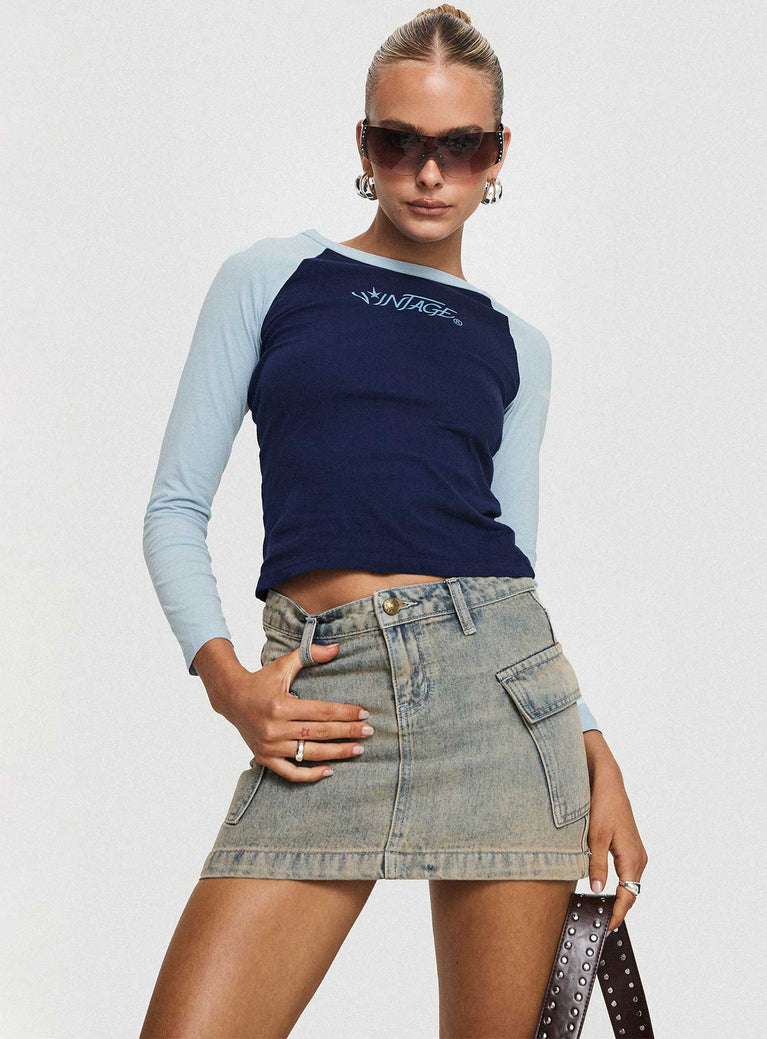 denim mini skirt hip pockets belt loops mid rise