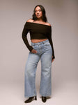 Wide leg jeans mid-wash denim Belt looped waist five pocket design zip and button fastening