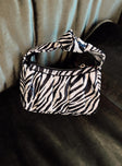 Bag Zebra print Single handle Removable chain shoulder strap Removable leather crossbody strap Pleated deatil Zip fastening One main compartment