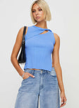 Ribbed knit top Twist detail at neckline, split hem Good stretch, unlined 