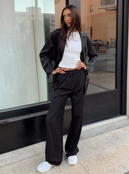 Yes, You Can Wear Soft Pants To Work — Here's How, 60% OFF