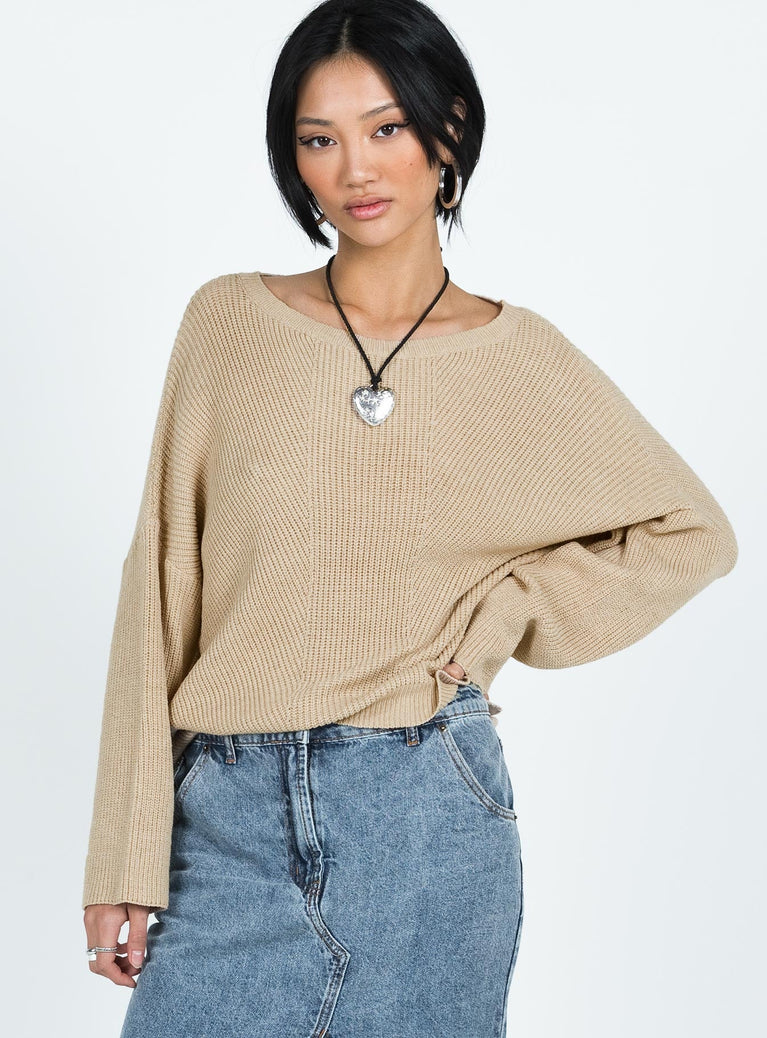 Knit sweater, relaxed fit Wide neckline, drop shoulder, split at side hem