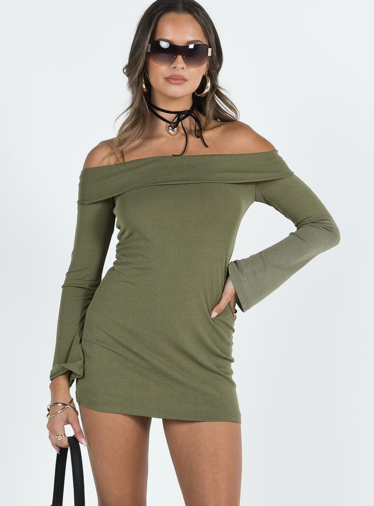 Long sleeve mini dress Folded neckline Off-the-shoulder design Good stretch Lined body