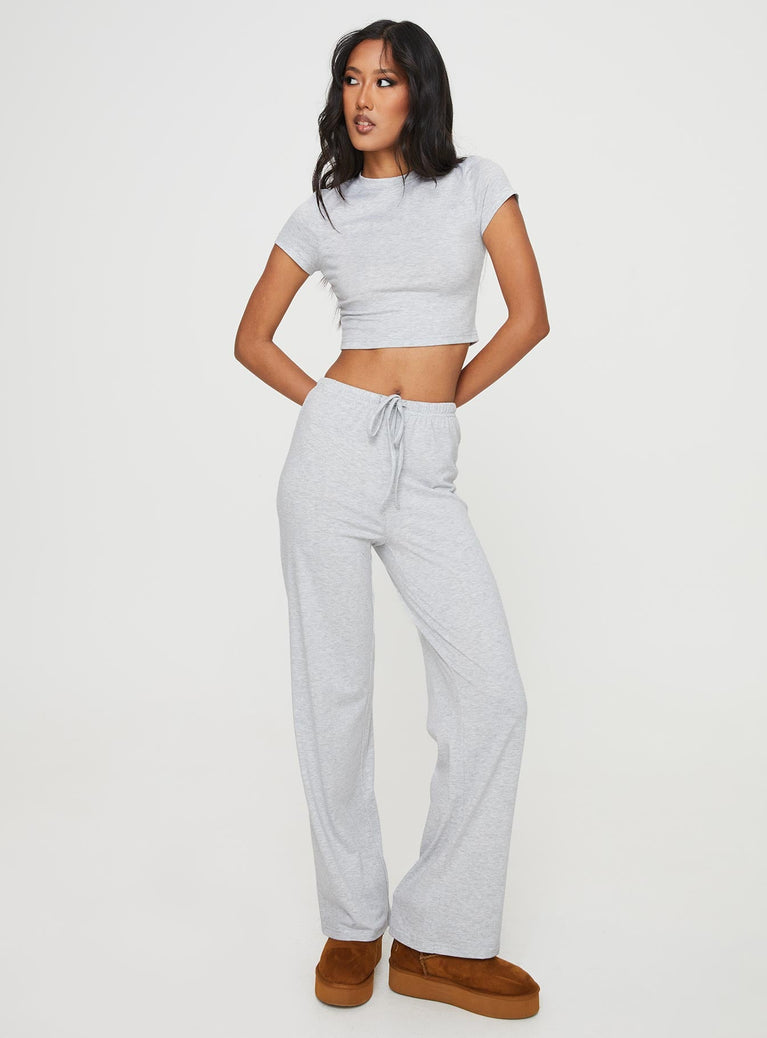 Matching set  Short sleeve crop top, mock neck Mid-rise pants, straight leg Elasticated drawstring waist