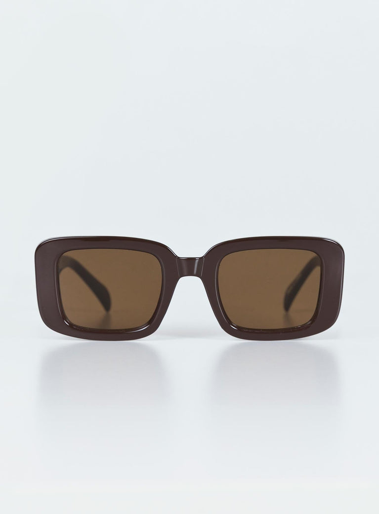 Sunglasses Oversized style Rectangle frame Moulded nose bridge Brown tinted lenses Lightweight