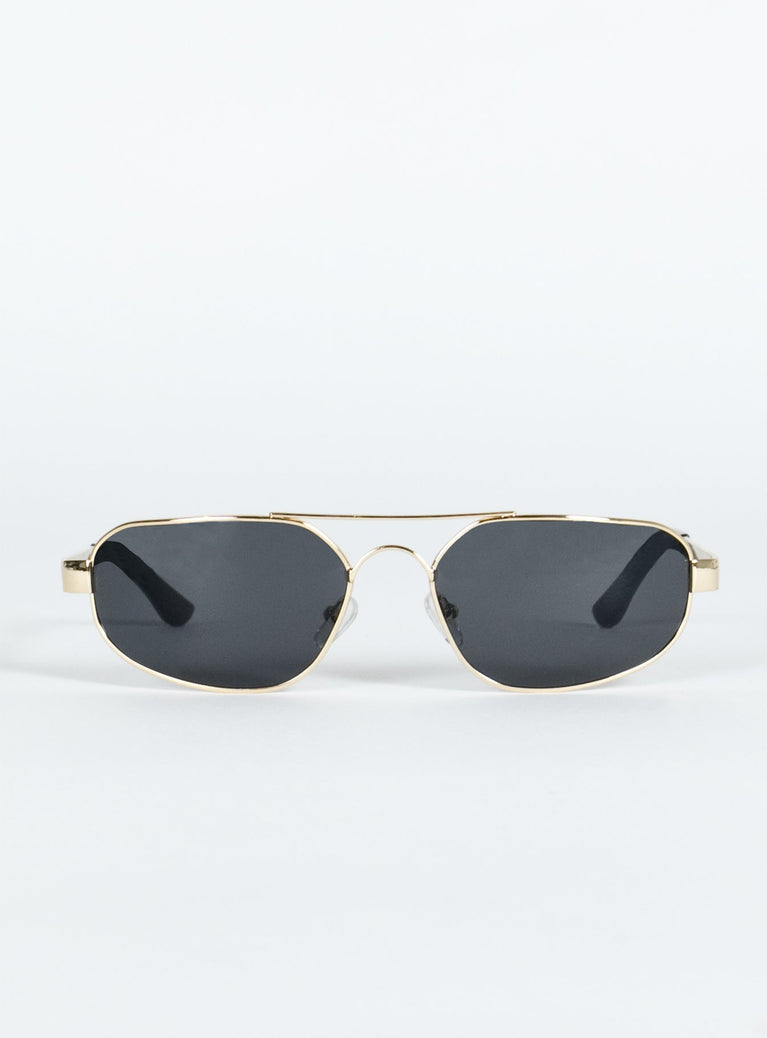 Gold-toned sunglasses Metal frame with silicone nose pads