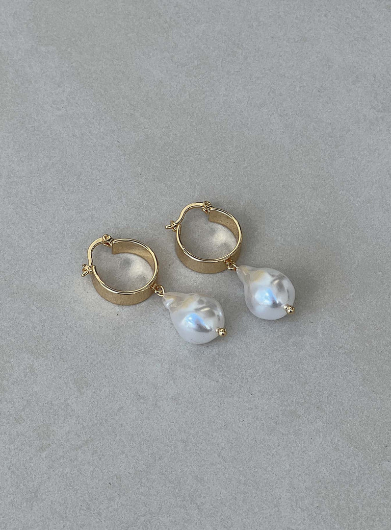 Earrings 18K Gold Plated Chunky style Pearl detail Hinged hoop fastening