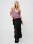 Crop top, crinkle material  Halter neck tie fastening, tie fastening at bust, open front 