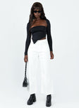 Jeans White denim material Belt looped waist Zip & button fastening  Four-pocket design Wide leg 