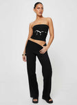 Matching set, ribbed knit material Strapless top, tie detail Low-rise pants, straight leg