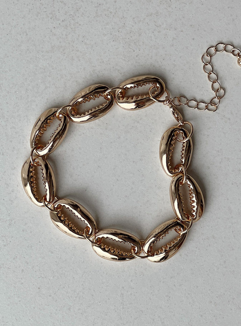 Bracelet Gold-toned Lobster clasp fastening