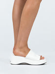 Therapy Cindy Sandals White