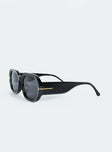 Black sunglasses Black tinted lenses Moulded nose bridge Lightweight