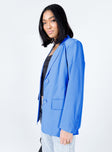 Blazer Relaxed fit Spare button included  Lapel collar  Button front fastening  Twin hip pockets  Triple button cuff