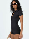 Romper Spare button included  Classic collar  Button front fastening  Cap sleeves 