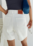 Denim shorts White denim High rise Belt looped waist Zip and button fastening Classic five pocket detail