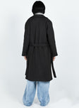 Coat Twin front pockets Removable waist tie