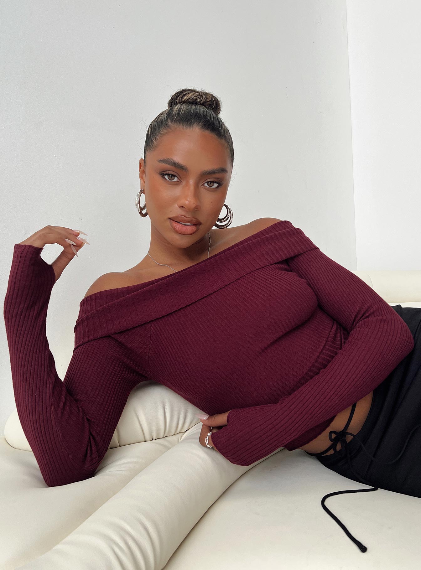 Morley Off Shoulder Sweater Burgundy